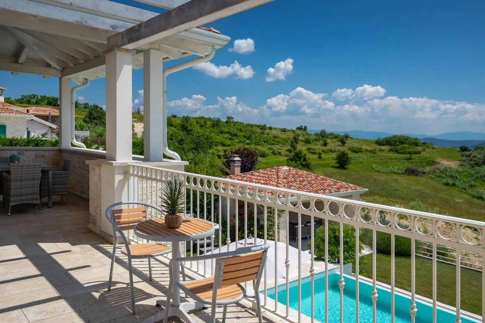 Luxury Villa Monte With Pool In Vizinada