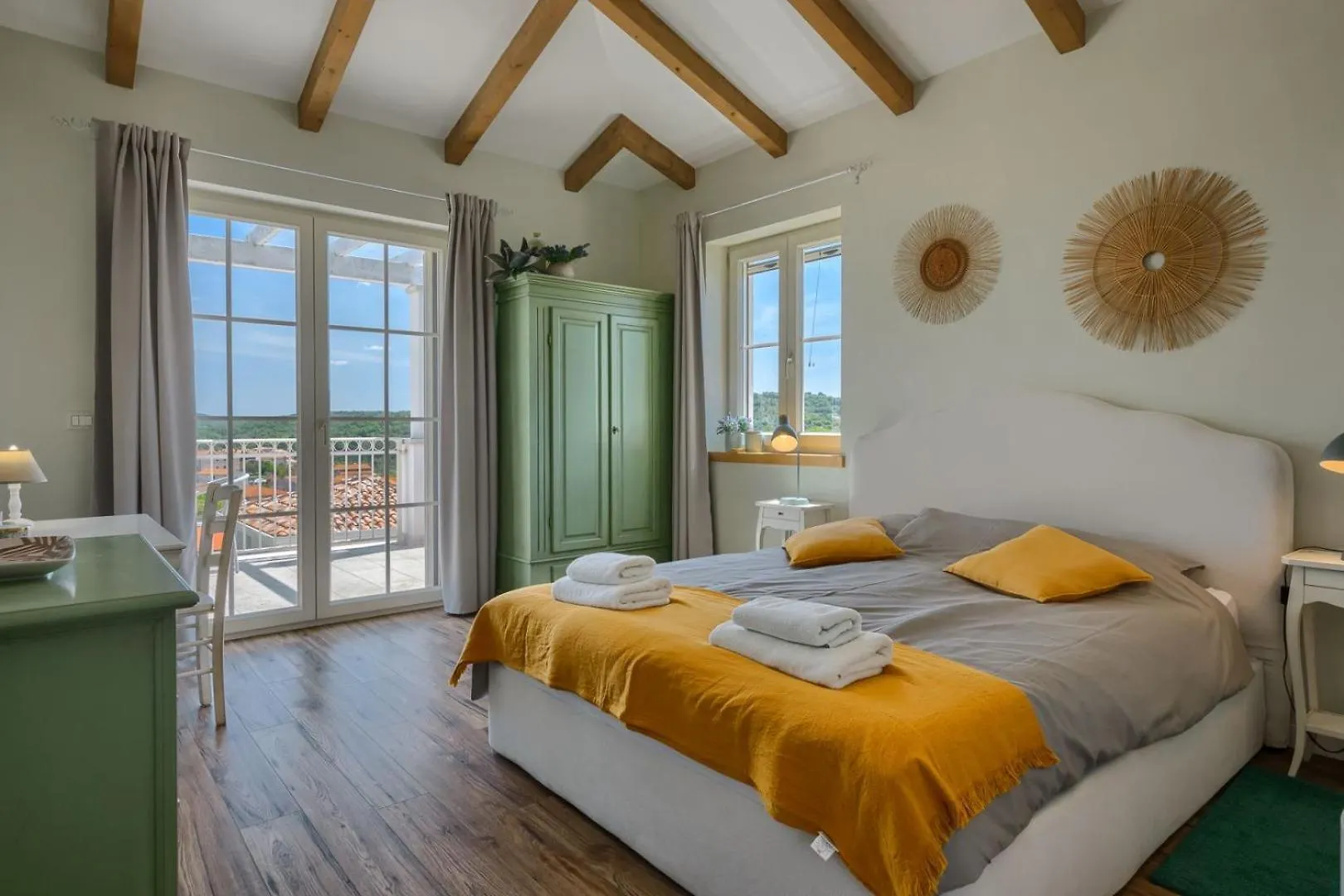 Luxury Villa Monte With Pool In Vižinada